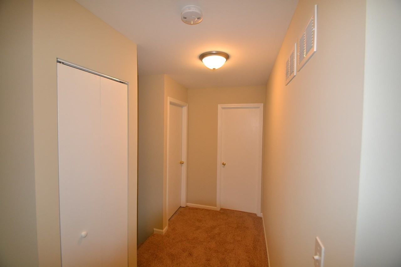 210 Mary Ct - Photo 3 of 16