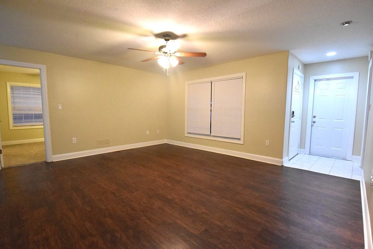 736 John Carroll Ln - Photo 2 of 12