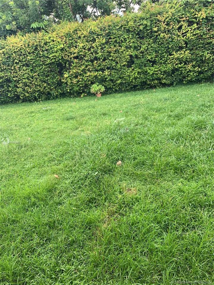 7420 Southwest 31st Street #7420 - Photo 6 of 11