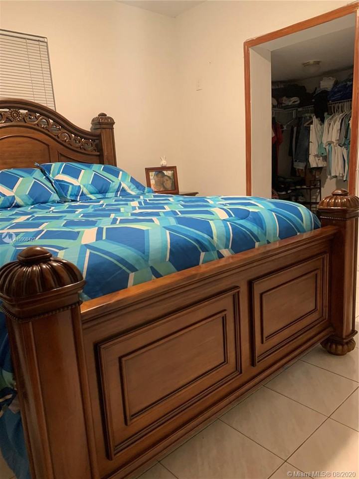 7420 Southwest 31st Street #7420 - Photo 5 of 11