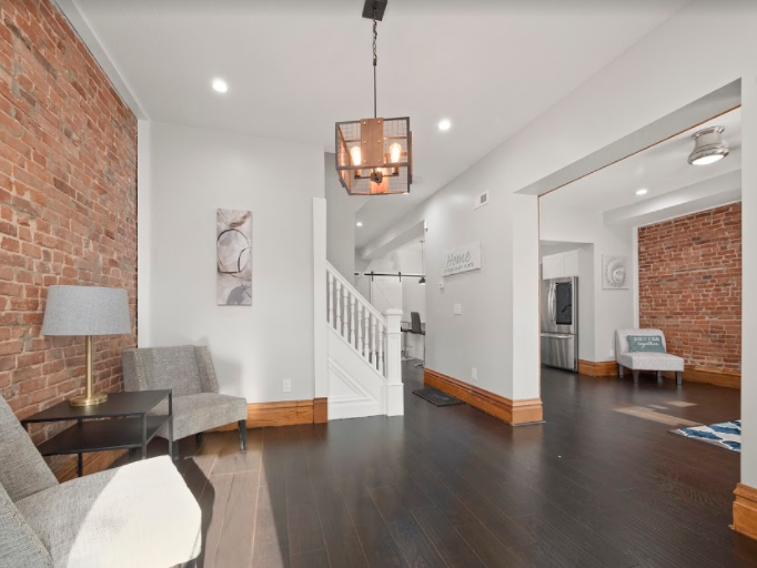 468 South Ohio Avenue - Photo 3 of 20