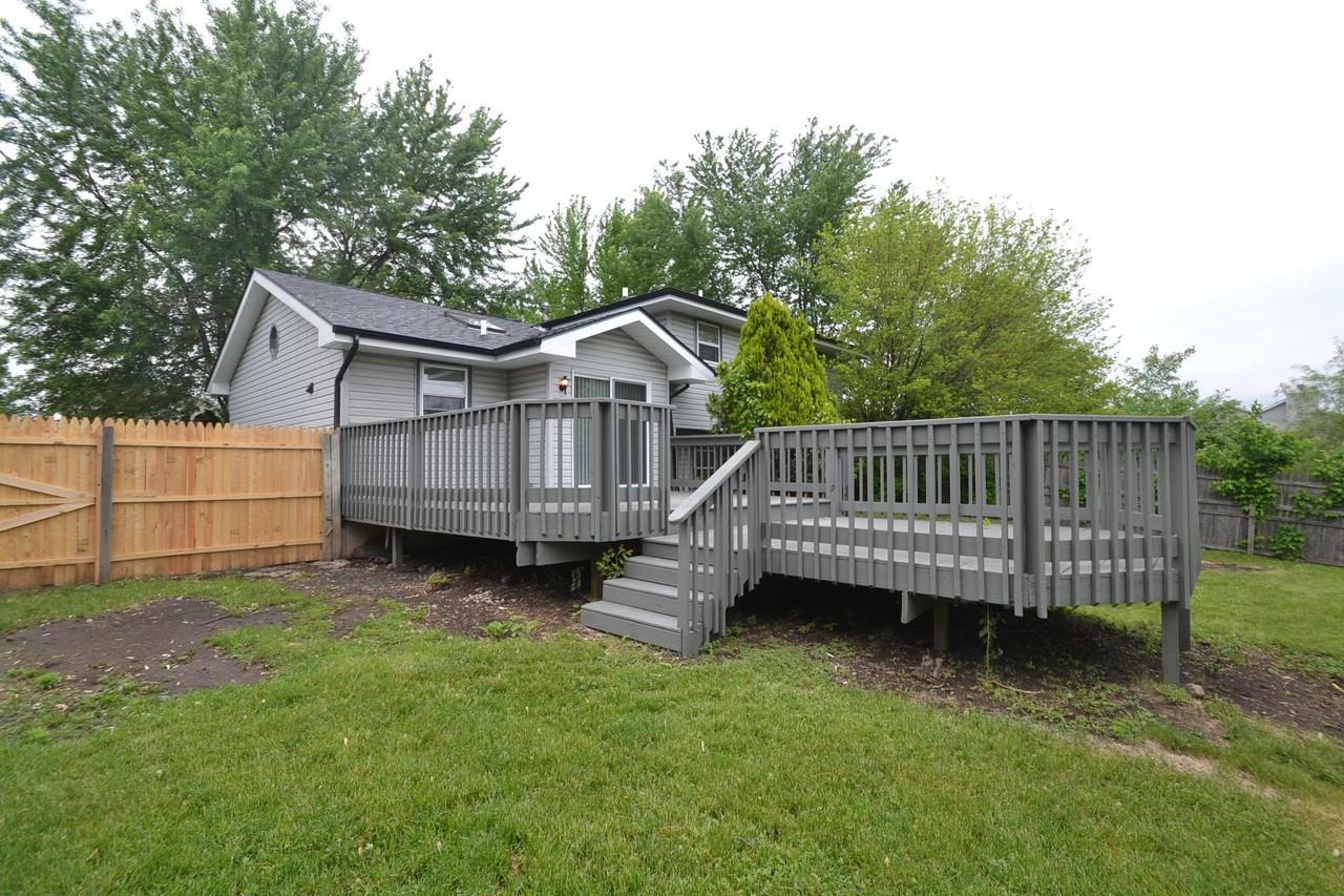 2804 Wake Island Dr - Photo 2 of 25