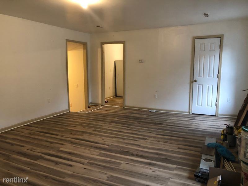 16688 16688 New Baltimore Rd 2 - Photo 2 of 16