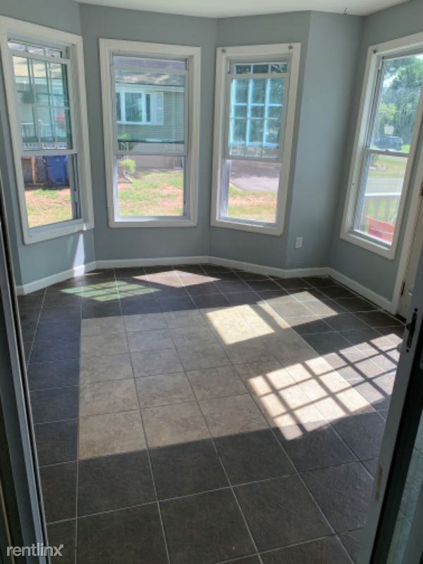 33 Greenfield St - Photo 2 of 23