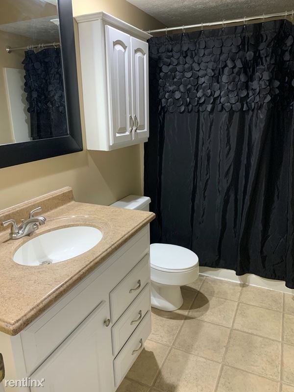 2878 Cranston Dr - Photo 3 of 9