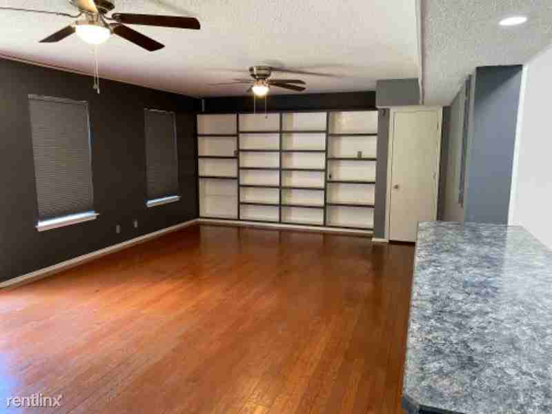 2505 Craig Ln - Photo 2 of 24