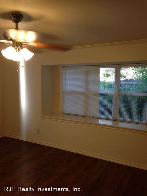 6405 S Villa Ave - Photo 2 of 7