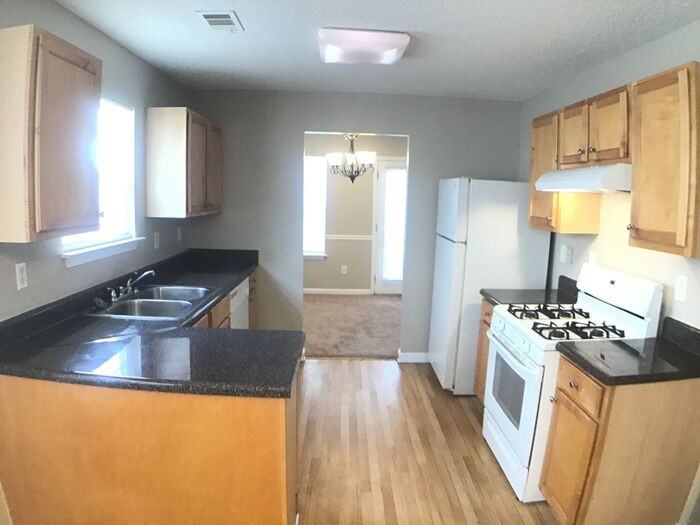 2056 Registry Pl - Photo 3 of 15