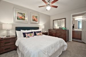 featured image of 4961 Mountain Vista St