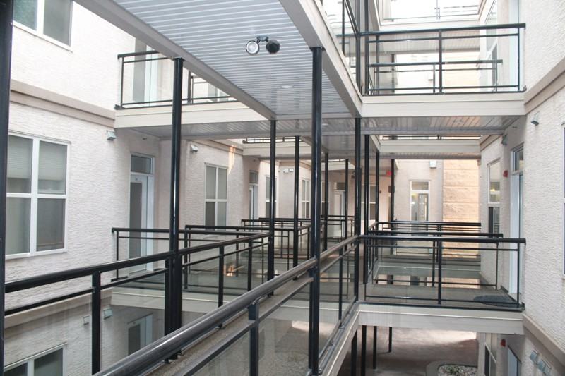 4835 104a St Nw - Photo 2 of 14