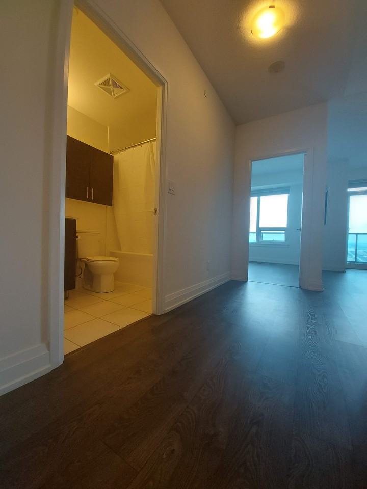 3700 3700 Highway 7 Road, Vaughan, ON L4L 1A6 1 Bedroom Apartment for