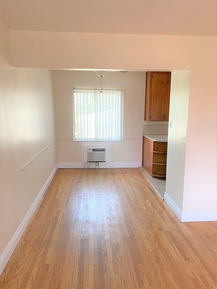 515 West G Street - Photo 3 of 20