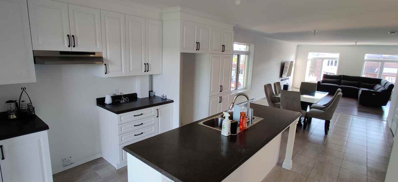 2053 48e Avenue #C - Photo 2 of 15