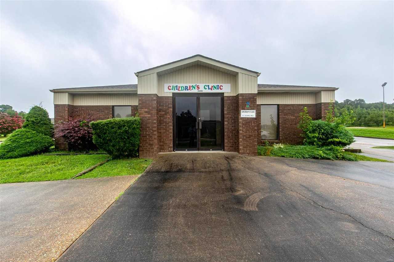 2500 Lucy Lee Pkwy, Poplar Bluff, MO 63901, USA 1 unit Rental Zumper