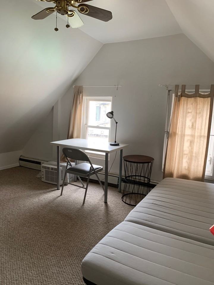 160-11 72nd Avenue 2nd fl - Photo 2 of 9