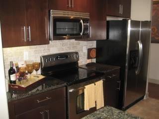 515 Liberty St - Photo 2 of 14