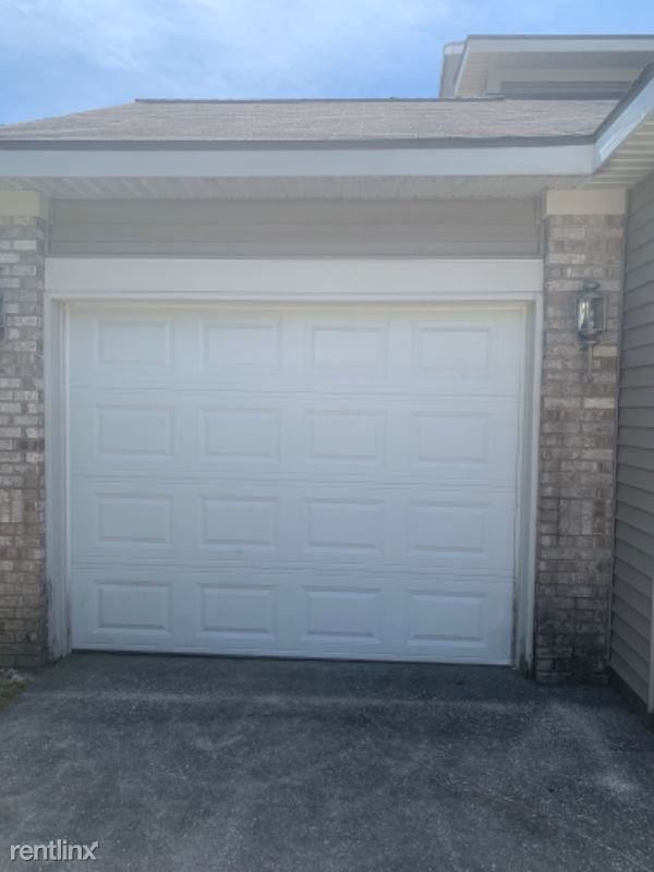 15366 Bayou Meadows St - Photo 2 of 9
