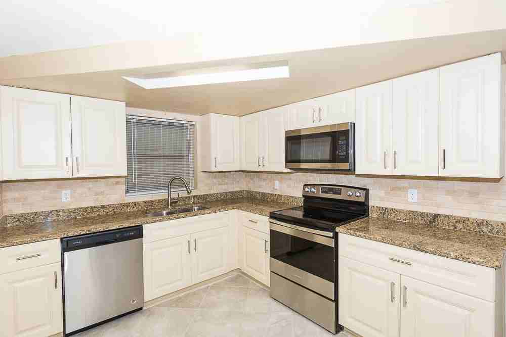 7034 Parrot Dr - Photo 2 of 12