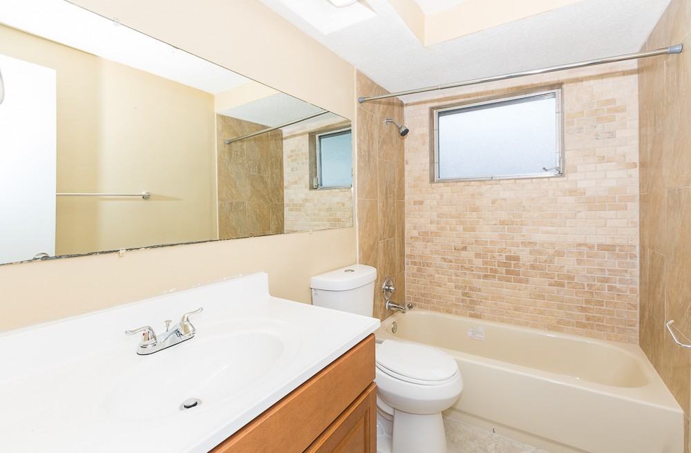 7034 Parrot Dr - Photo 7 of 12