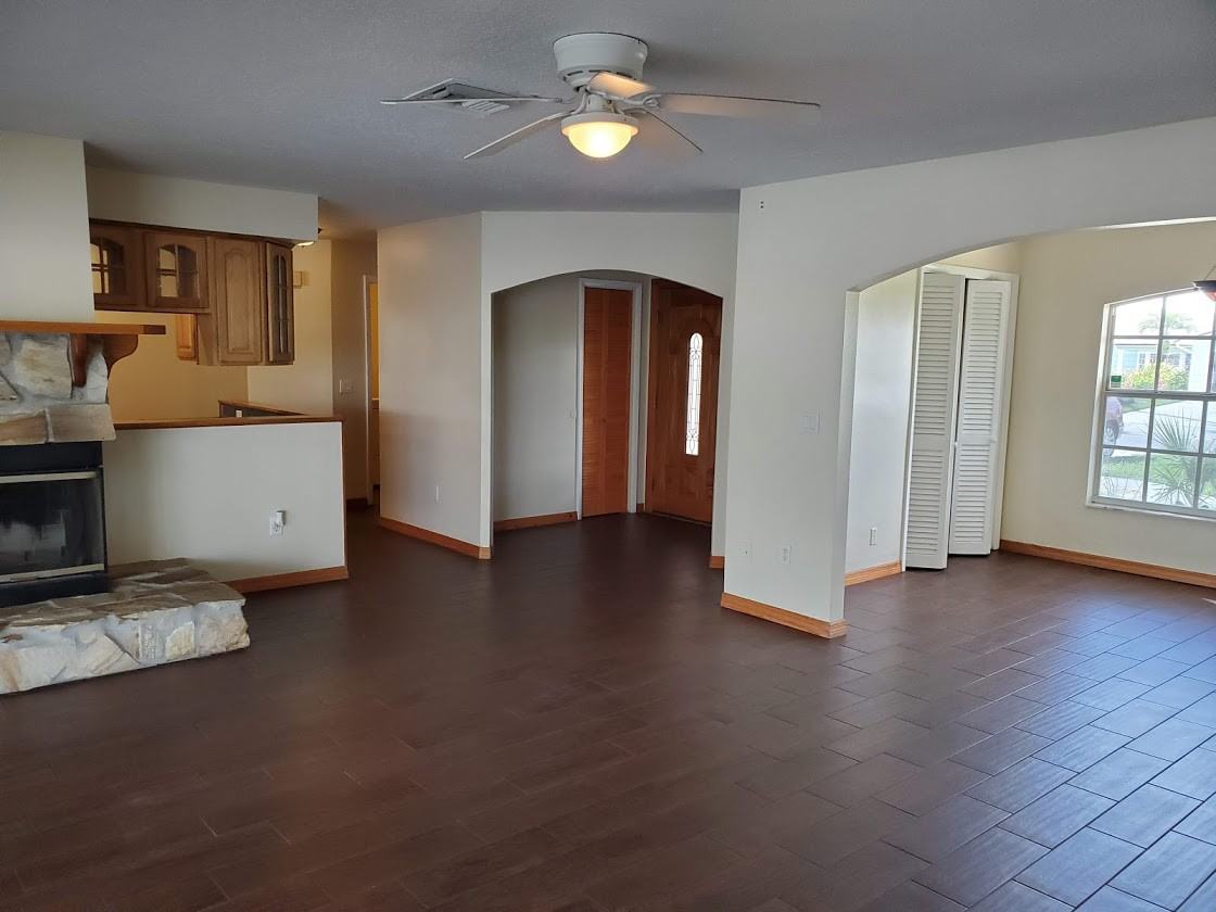 6306 Lake Sunrise Dr - Photo 3 of 19