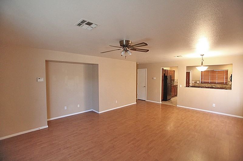 4634 N 84th Ln - Photo 2 of 12