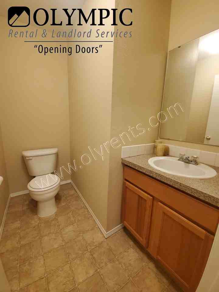 4850 43rd Ln Se - Photo 5 of 14