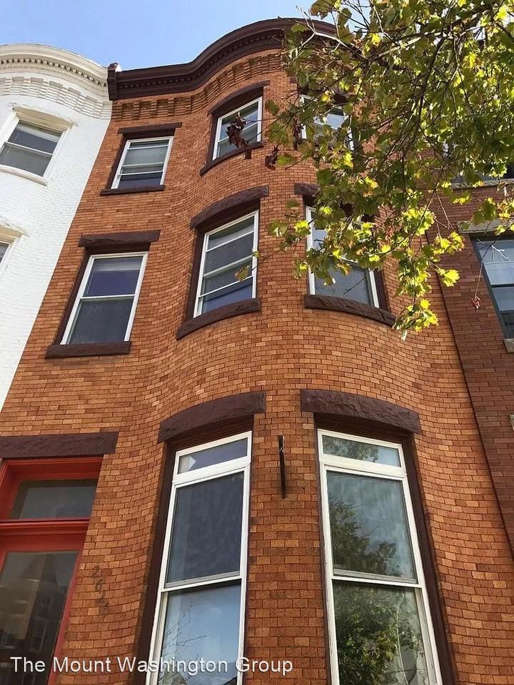 2625 N Charles St - Photo 2 of 40