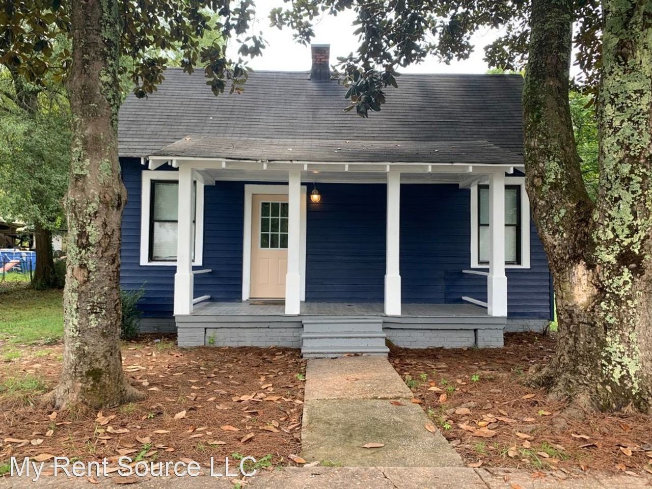 405 Green Ave - Photo 2 of 25