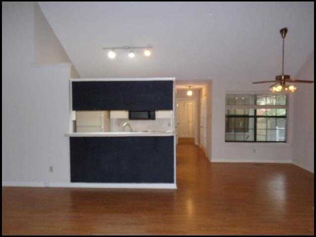 16 Woodlore Cir - Photo 2 of 9