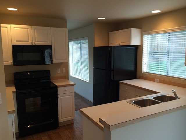 6304 88th Street Ct E - Photo 3 of 15