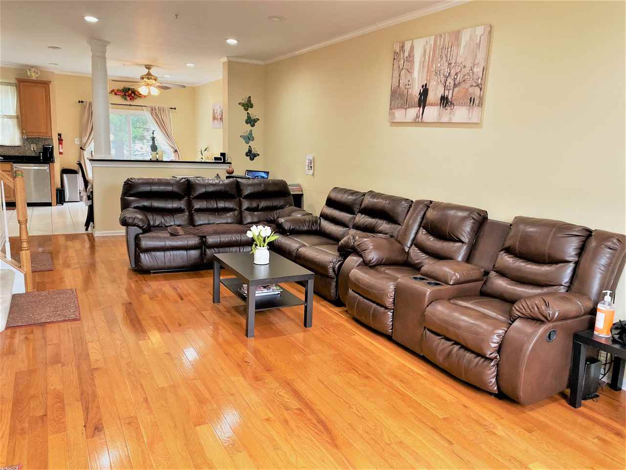 208 Blossom Cir - Photo 2 of 15