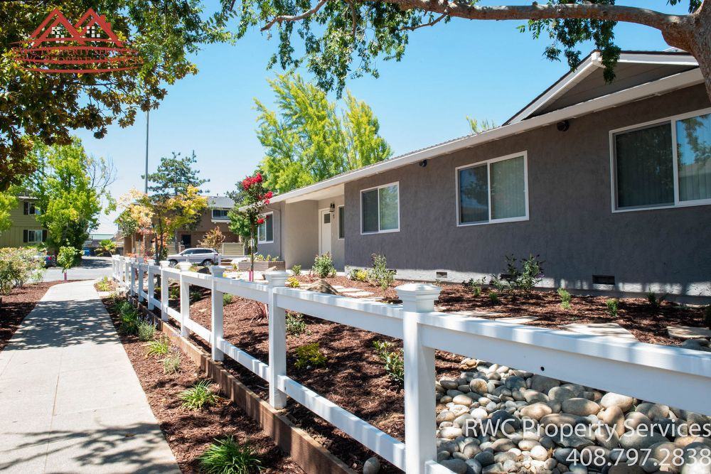 1596 Ontario Dr Apt 5