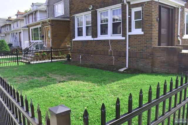 915 80th St - Photo 3 of 25