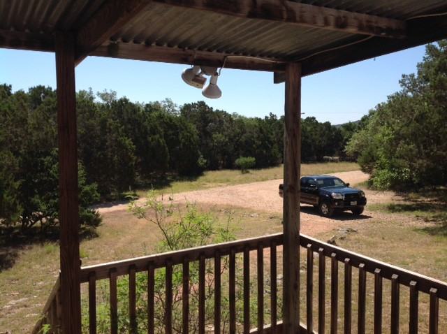 502 Wayside Drive - Photo 2 of 9