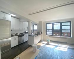 featured image of E 38th St #6B