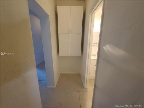 2581 Nw 13th Ct #2581 - Photo 3 of 8