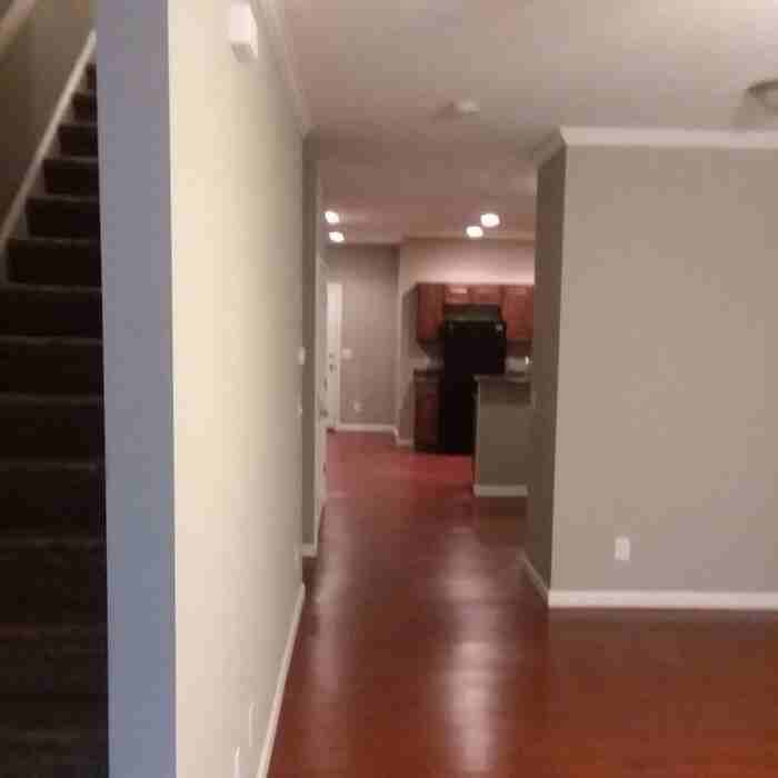 4954 West St - Photo 2 of 18