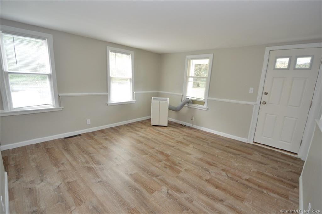 56 Willow St - Photo 3 of 22