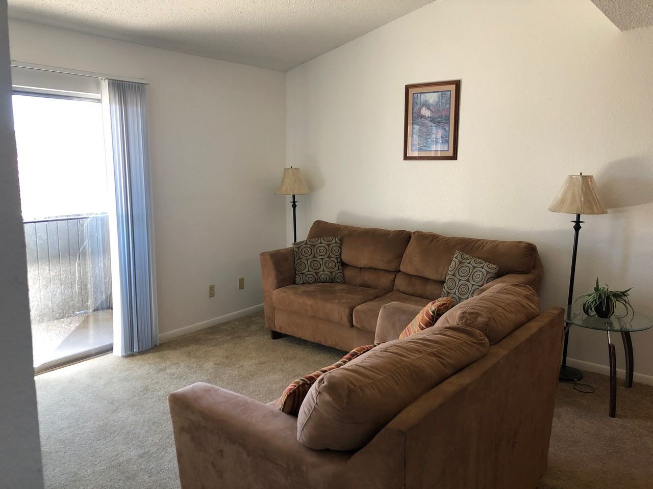 Lakeview Apartments - Photo 6 of 11