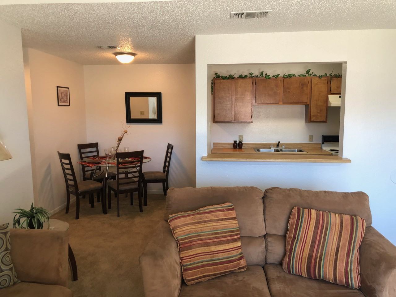 Lakeview Apartments - Photo 7 of 11