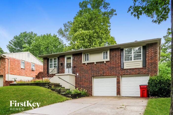 17104 E Hart Ave - Photo 2 of 15