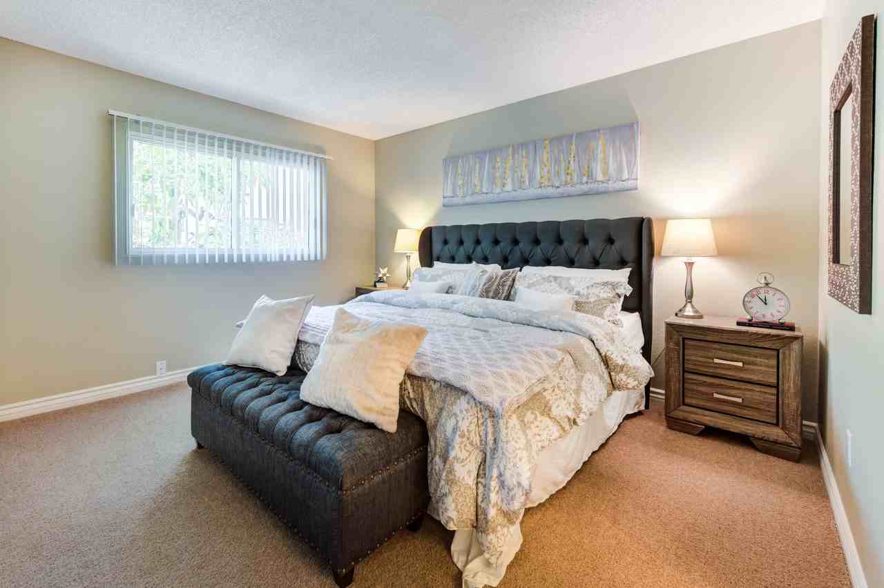 Newport Bay Terrace - Photo 7 of 23