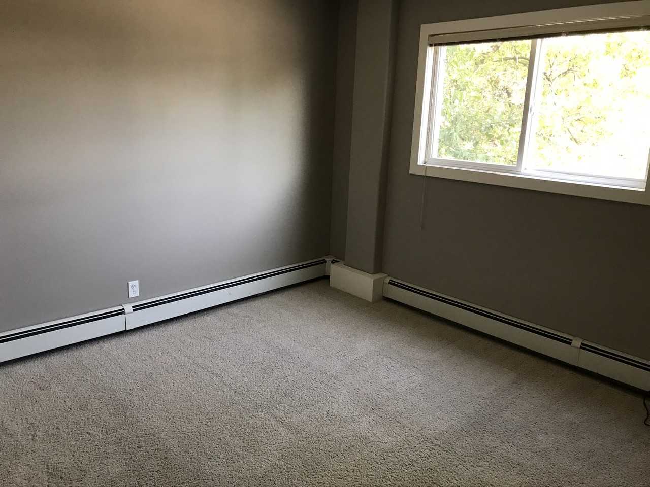 1908 11 Avenue Southwest #203 - Photo 3 of 10