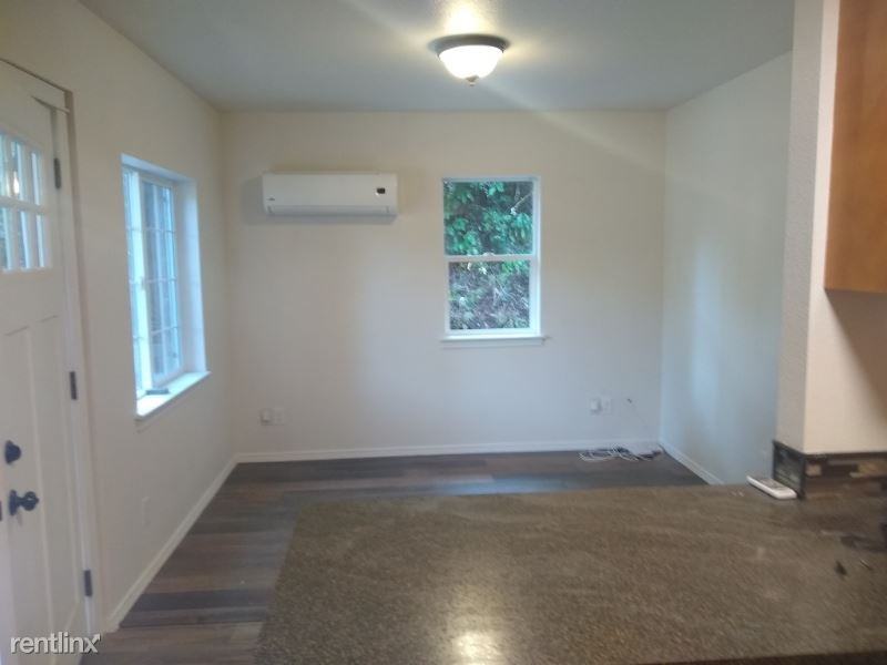 2814 S 138th St - Photo 2 of 12
