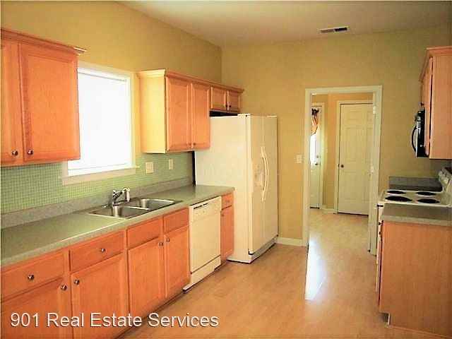 1227 Harbor River Dr - Photo 2 of 11