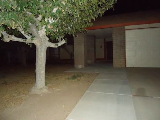 334 W Jones St - Photo 2 of 9