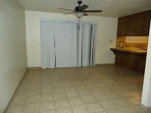 334 W Jones St - Photo 3 of 9