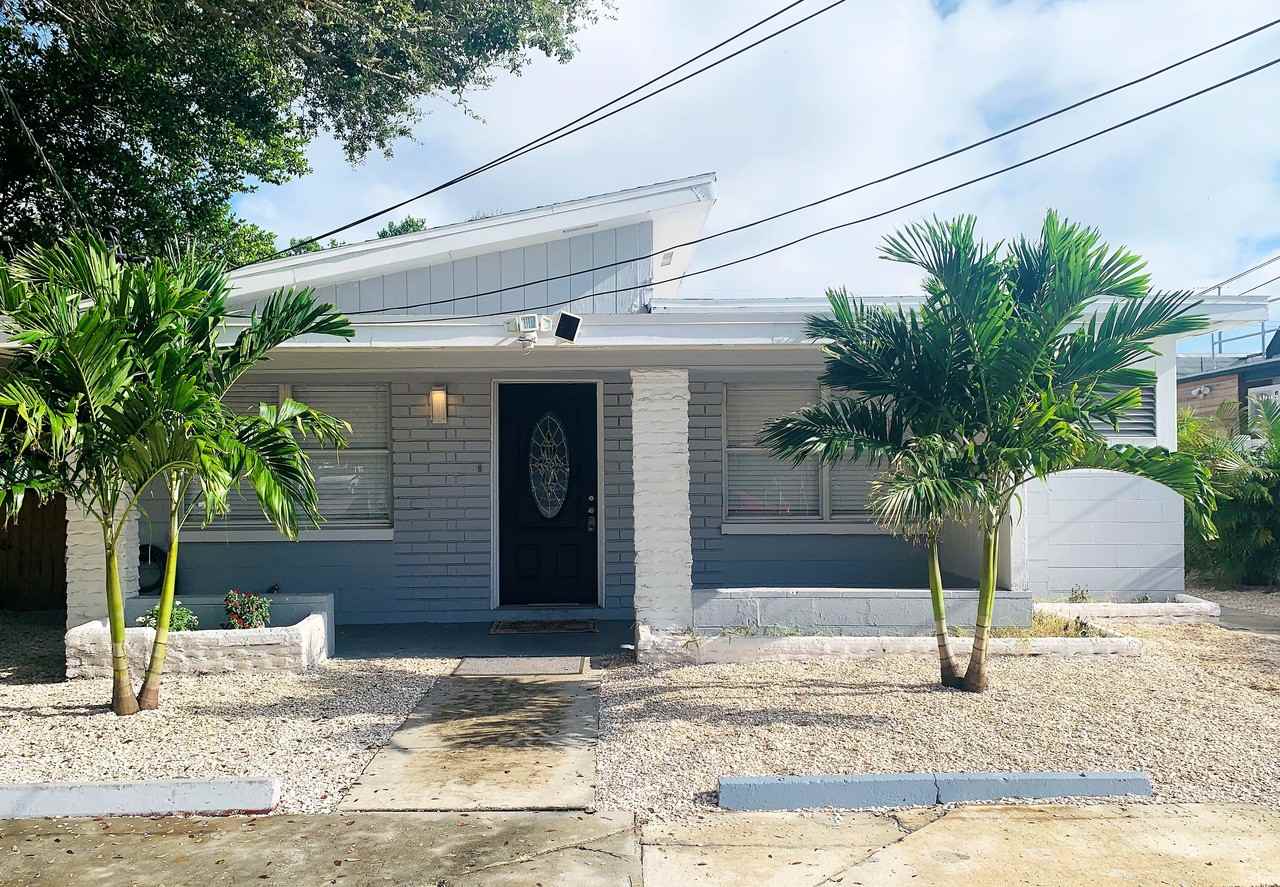 3805 West Leona Street #1