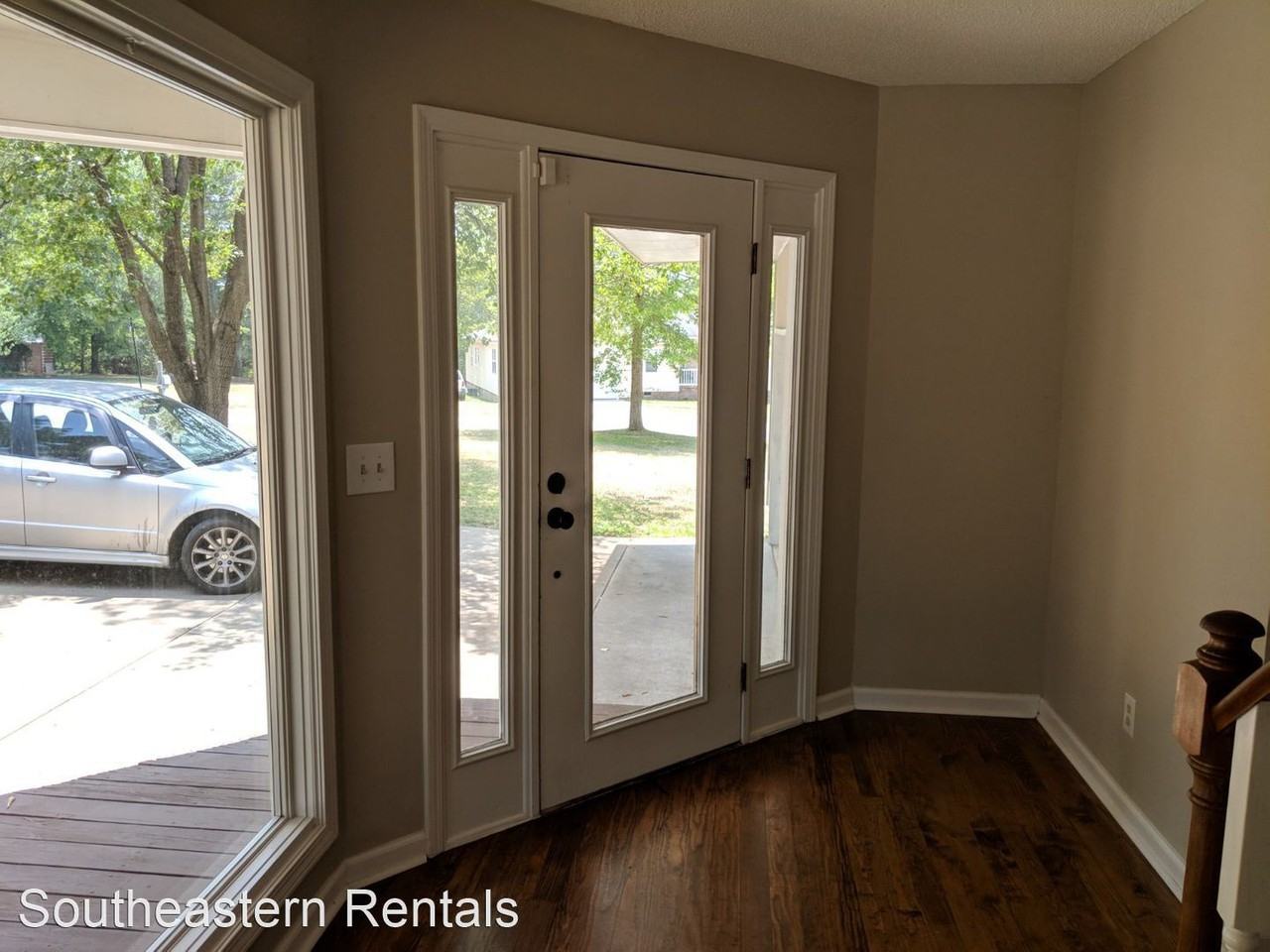 5495 Randolph St - Photo 2 of 13