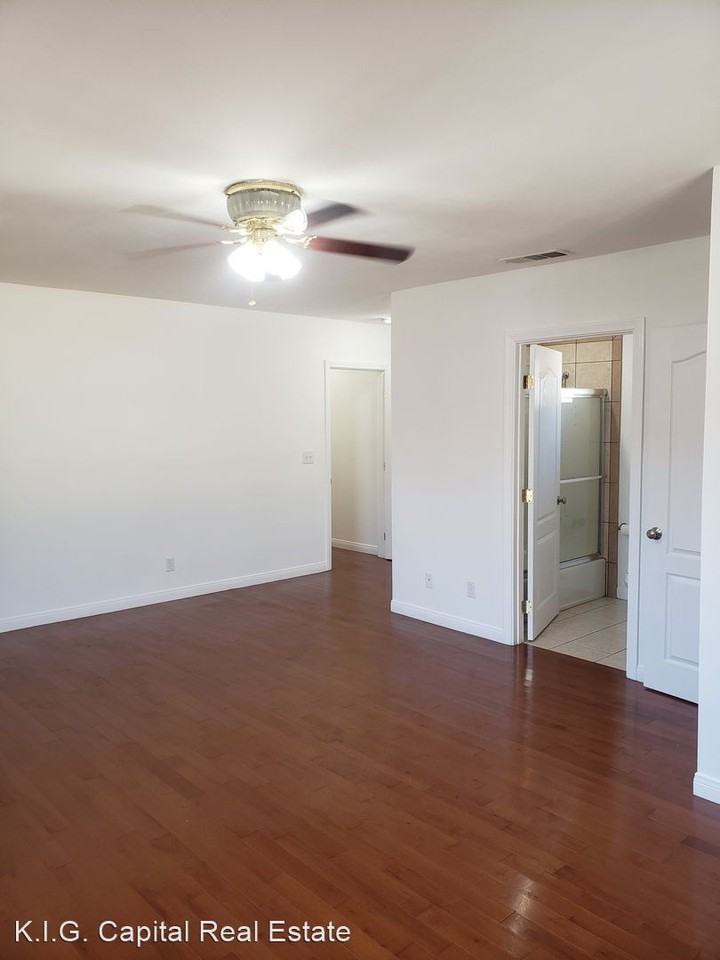 2116 Hendricks Ave - Photo 3 of 31